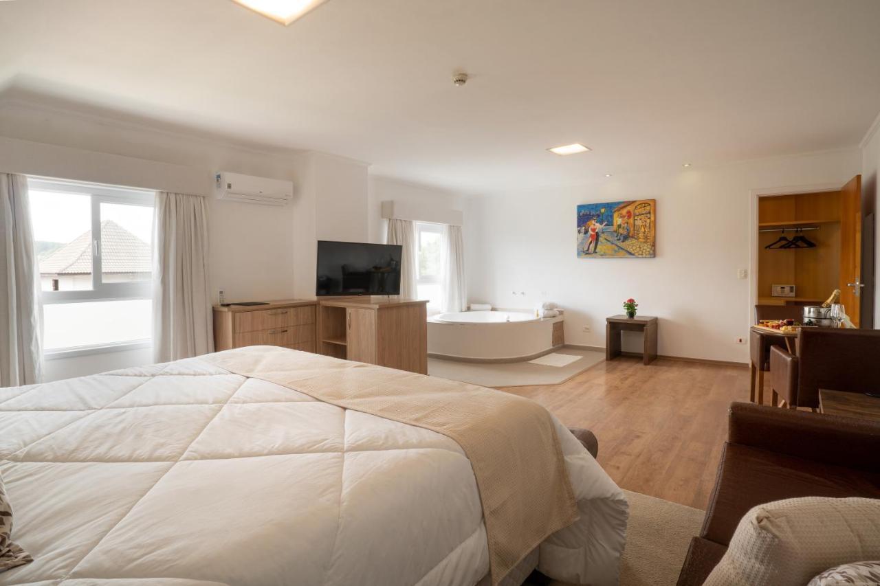 Hotel Italia Moderna Campos do Jordao